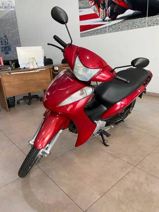 HONDA BIZ 125 ES HONDA BIZ 125 ES